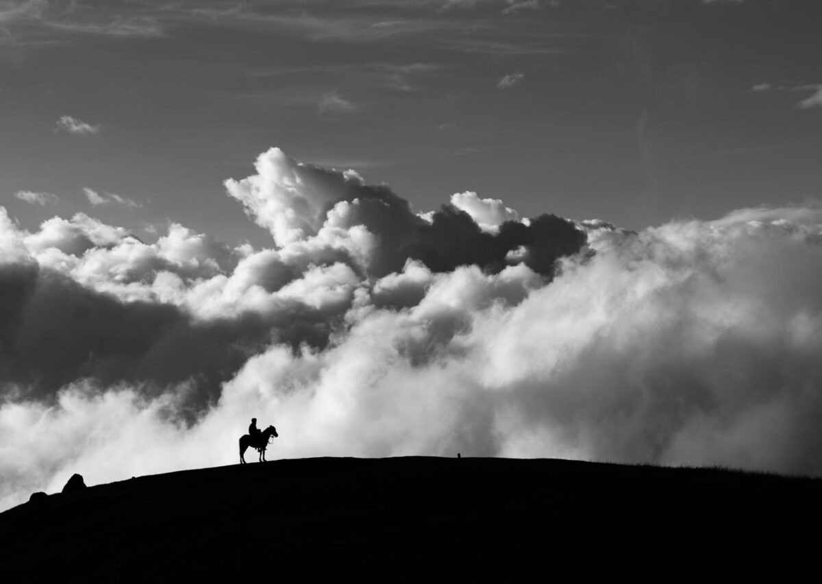 Jinete sobre montañas de puebla leyenda de Cholula Puebla